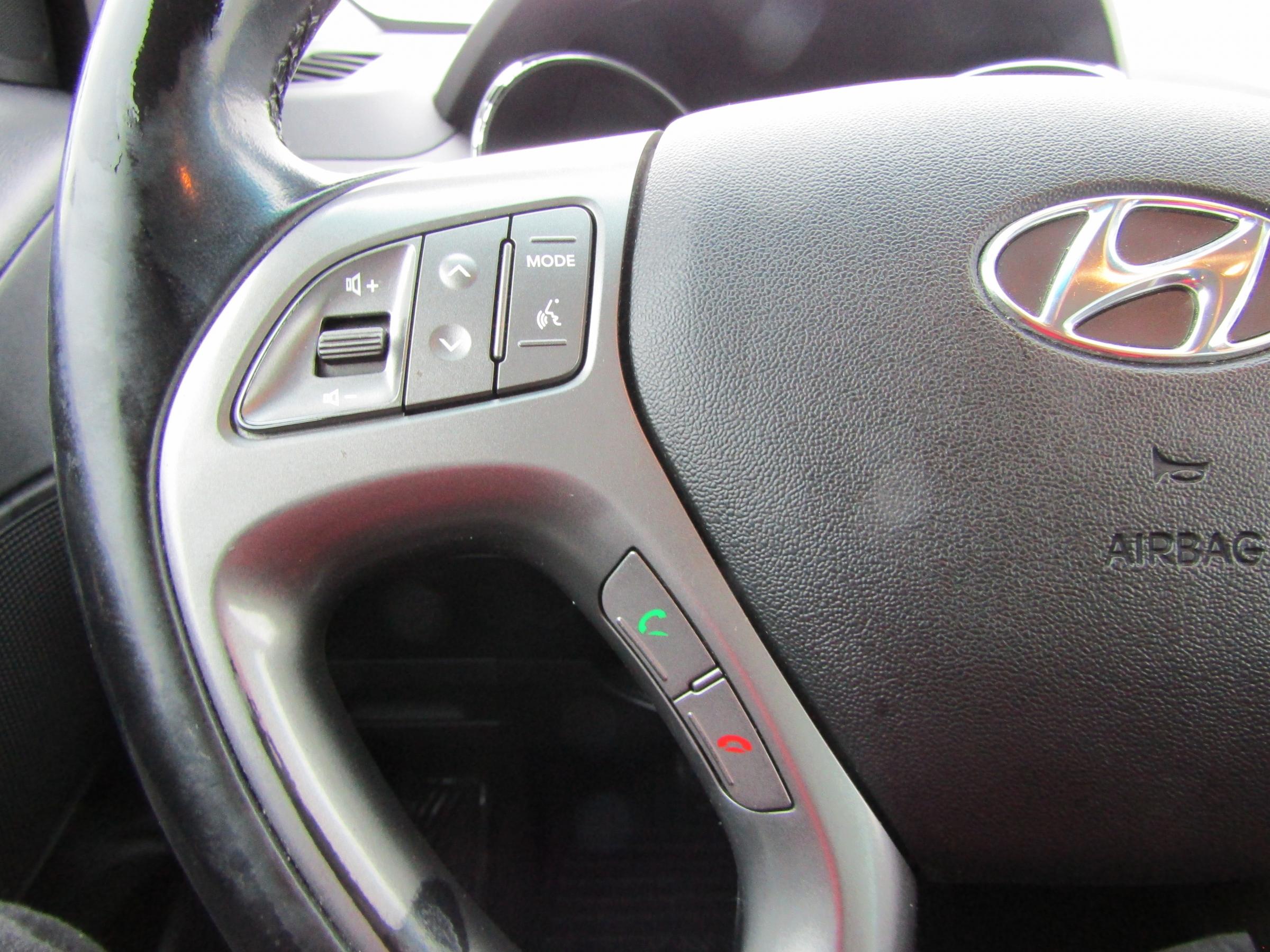 Hyundai ix35, 2014 - pohled č. 16