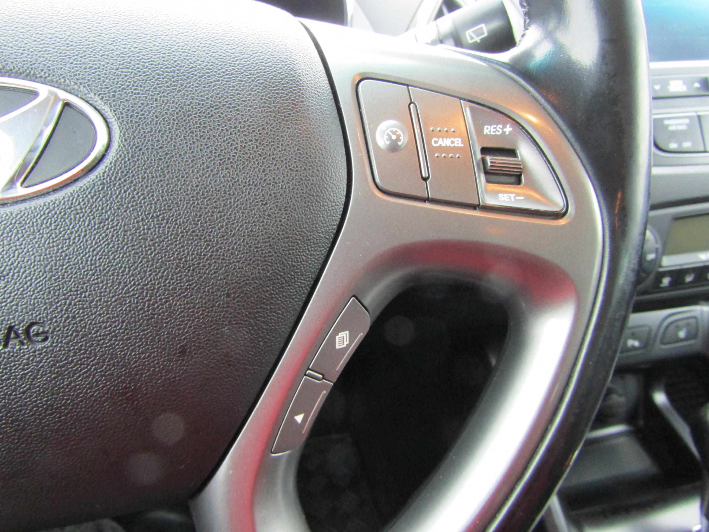 Hyundai ix35, 2014 - pohled č. 17