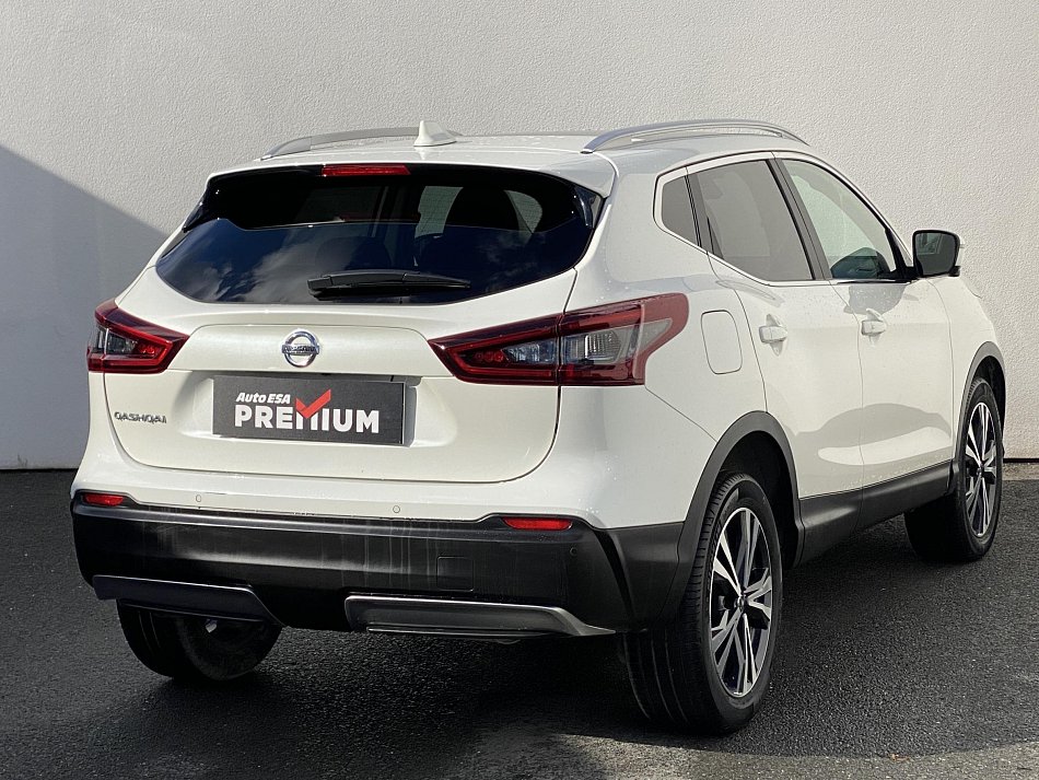 Nissan Qashqai 1.3 DiG-T N-Connecta
