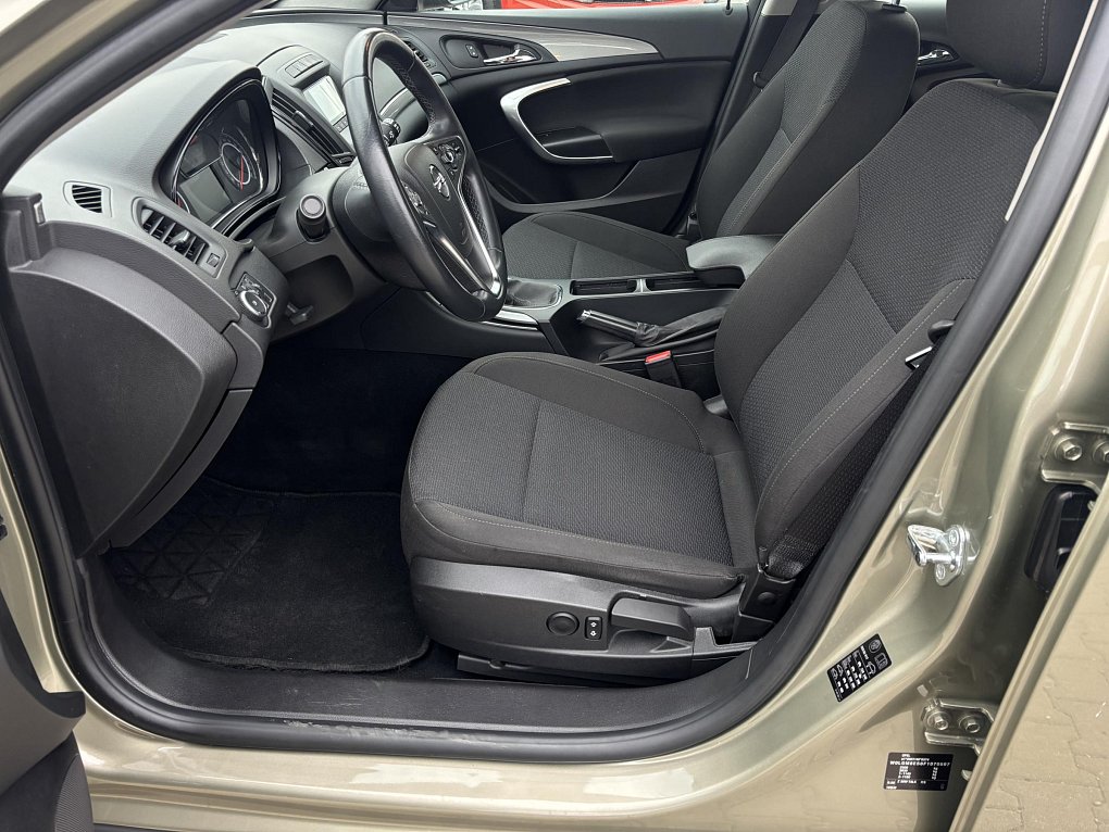 Opel Insignia 2.0 CDTi 