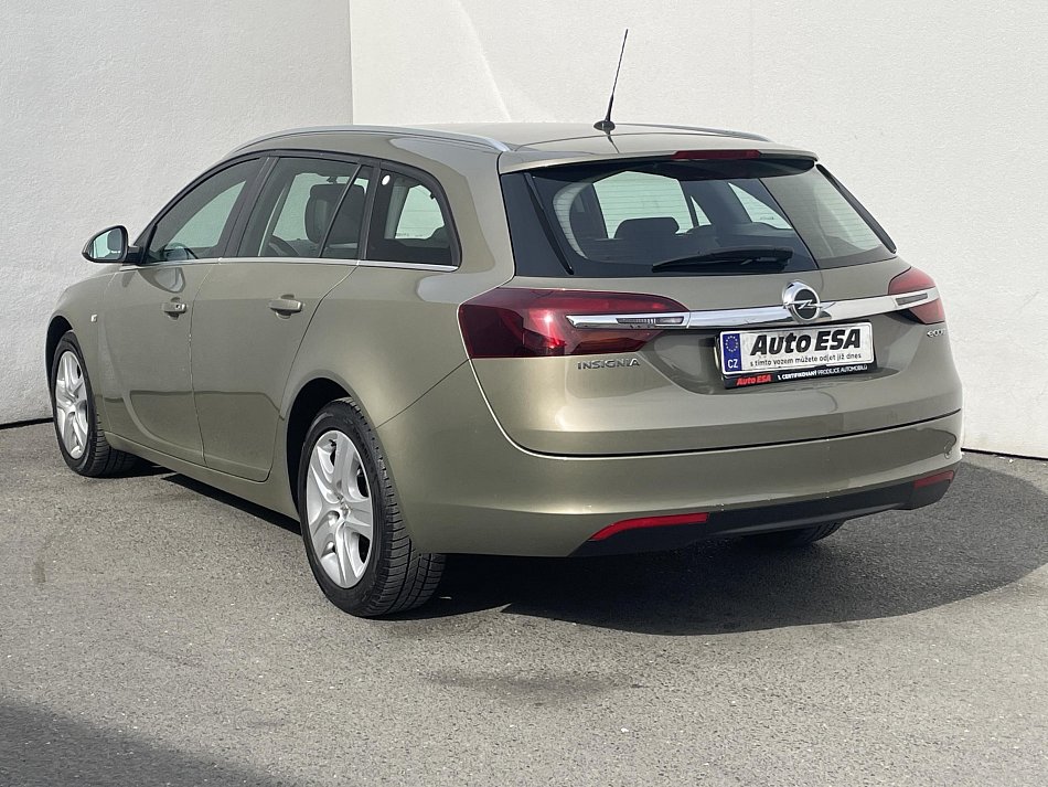 Opel Insignia 2.0 CDTi 