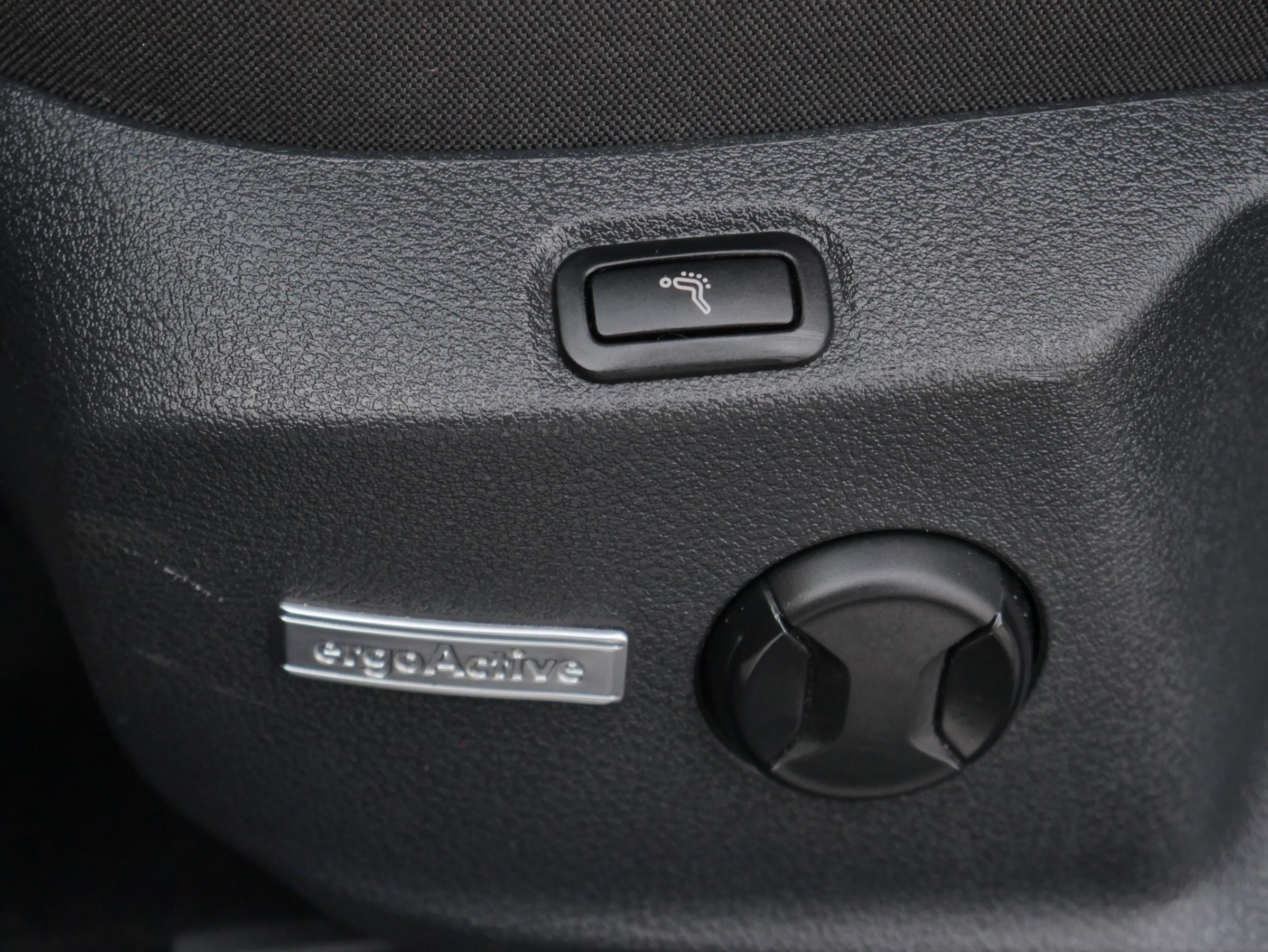 Volkswagen Golf, 2018 - pohled č. 25