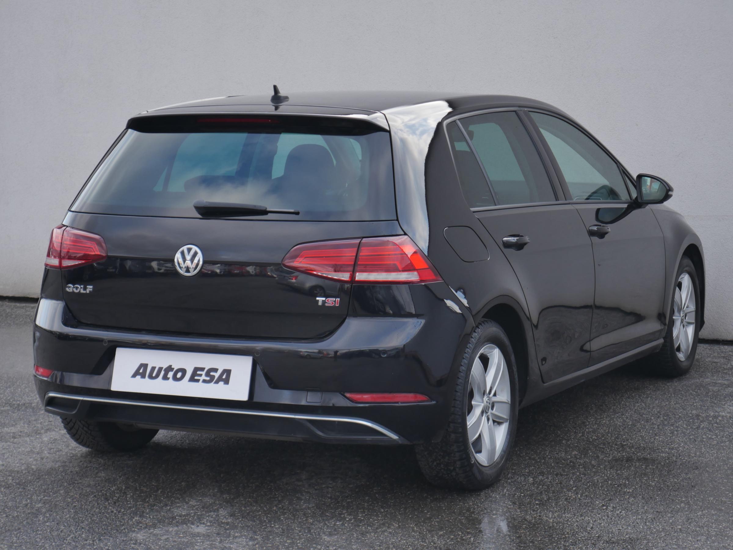 Volkswagen Golf, 2018 - pohled č. 4