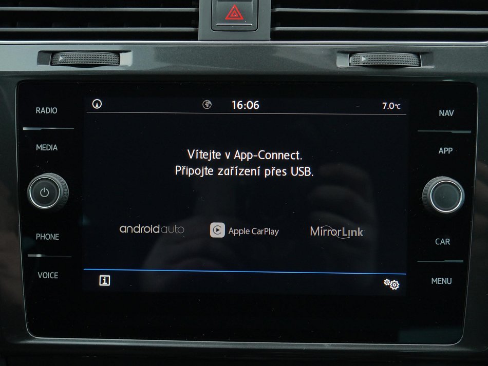 Volkswagen Golf 1.4 TSI 