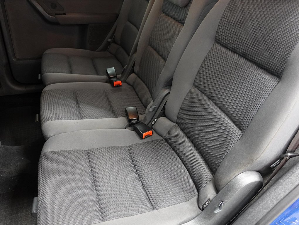 Volkswagen Touran 1.6 TDi 