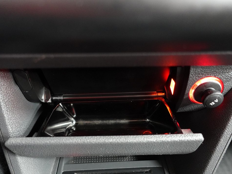 Volkswagen Touran 1.6 TDi 