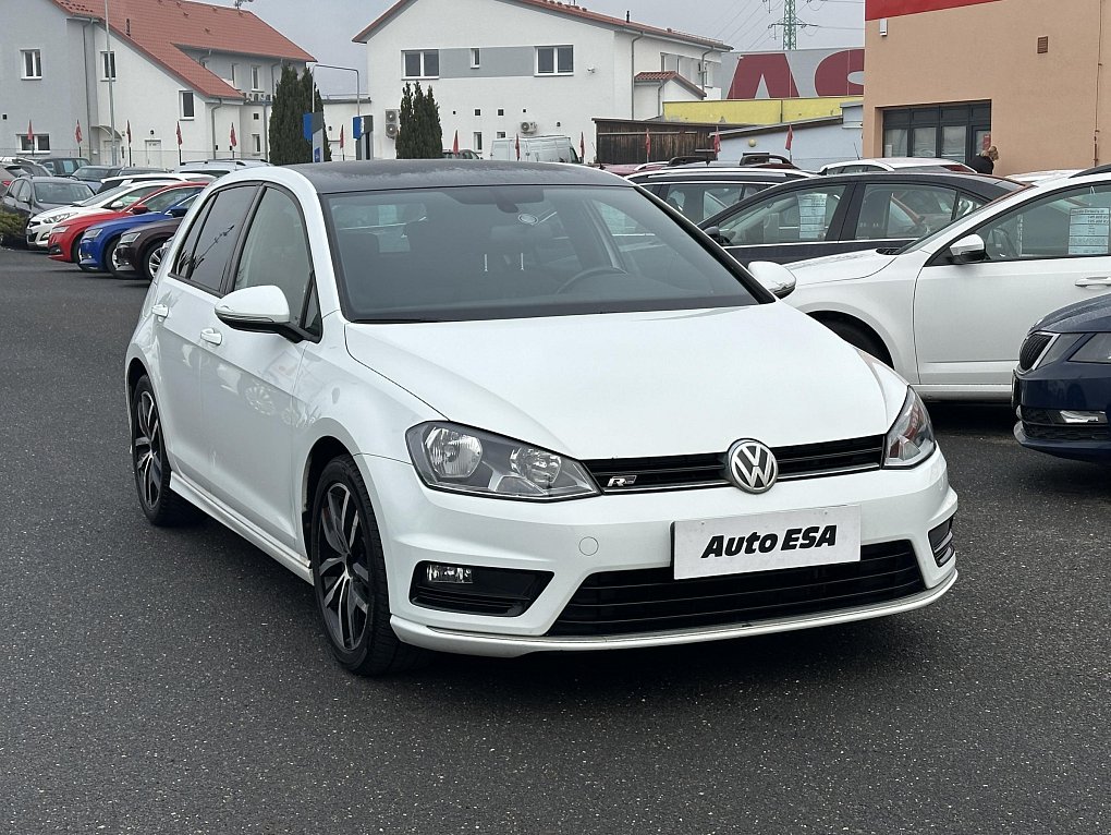 Volkswagen Golf 1.2TSI 