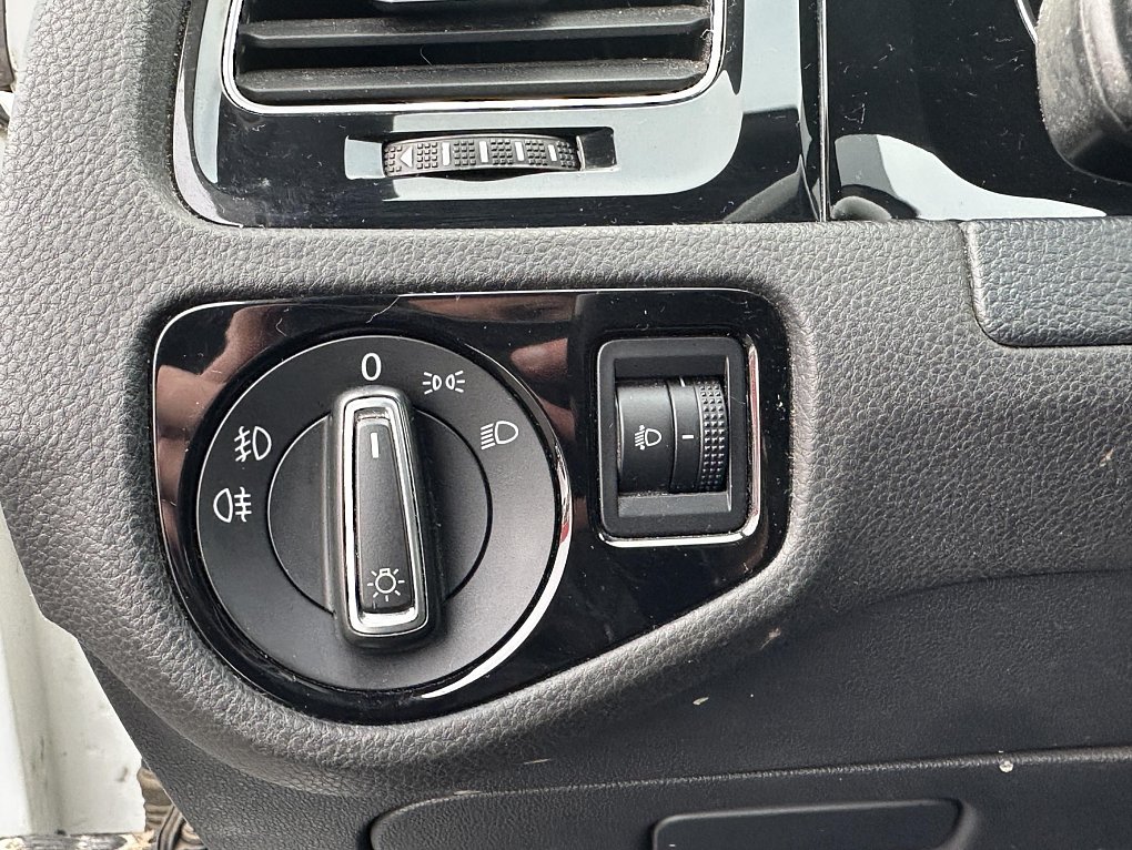 Volkswagen Golf 1.2TSI 