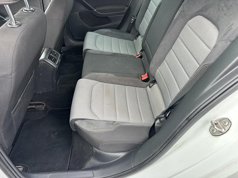 Volkswagen Golf 1.2TSI 