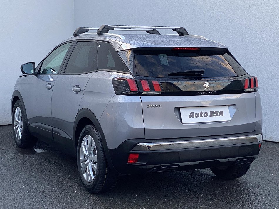 Peugeot 3008 1.2PT 