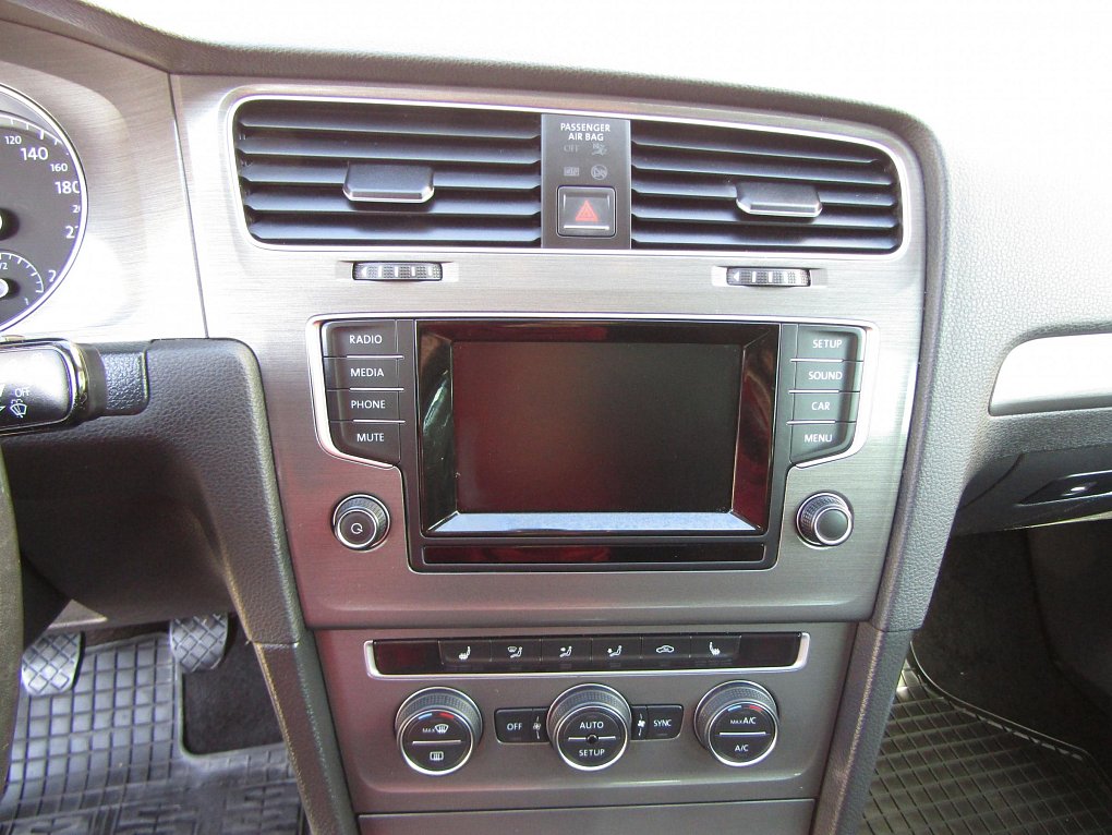 Volkswagen Golf 1.2 TSi Comfortline VII