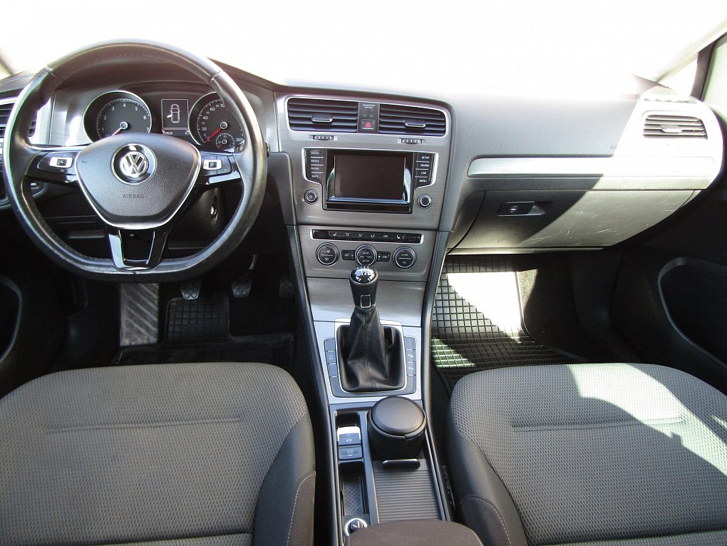 Volkswagen Golf 1.2 TSi Comfortline VII
