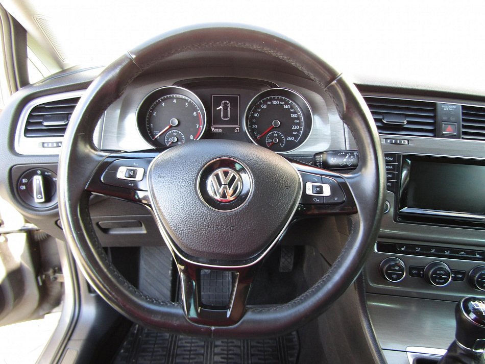 Volkswagen Golf 1.2 TSi Comfortline VII