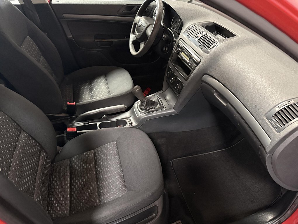 Škoda Octavia II 1.4i 