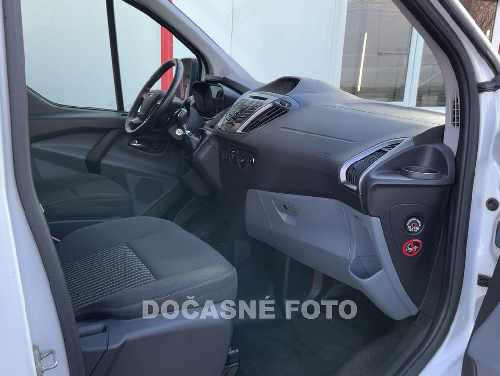 Ford Transit Custom 2.2TDCi Trend 8míst