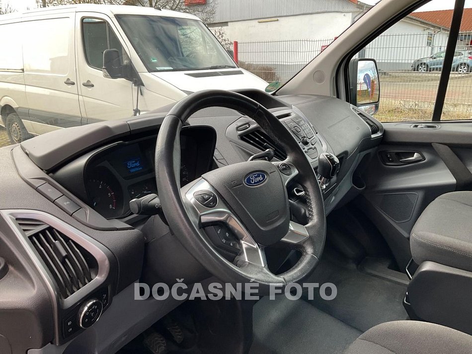 Ford Transit Custom 2.2TDCi Trend 8míst