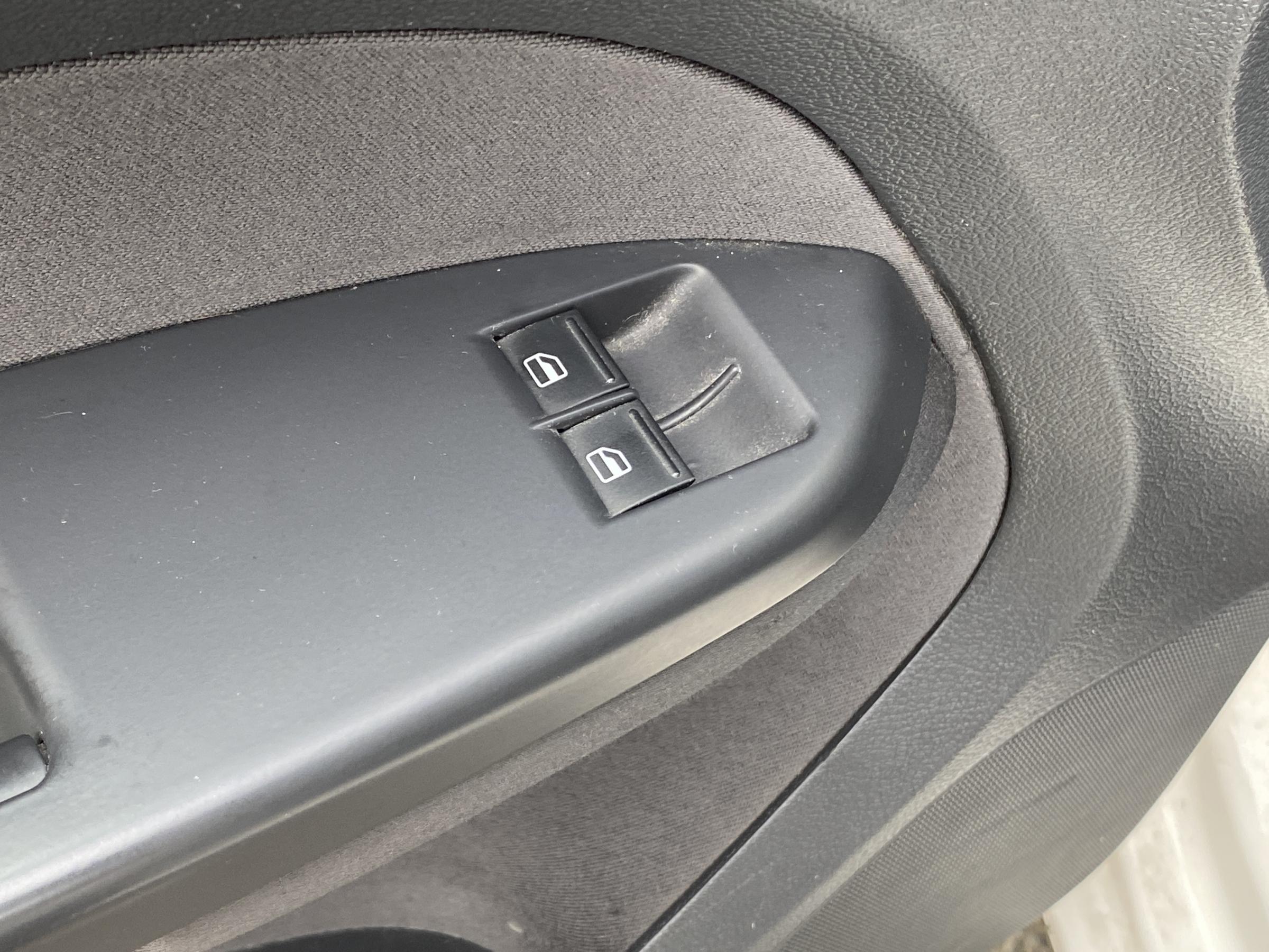 Volkswagen Caddy, 2014 - pohled č. 11