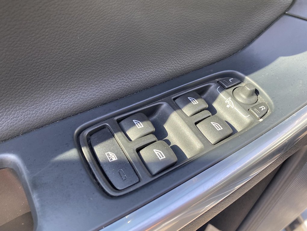 Volvo XC60 2.4 D5  4x4