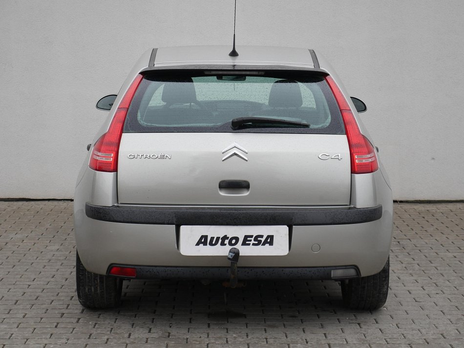 Citroën C4 1.4i 