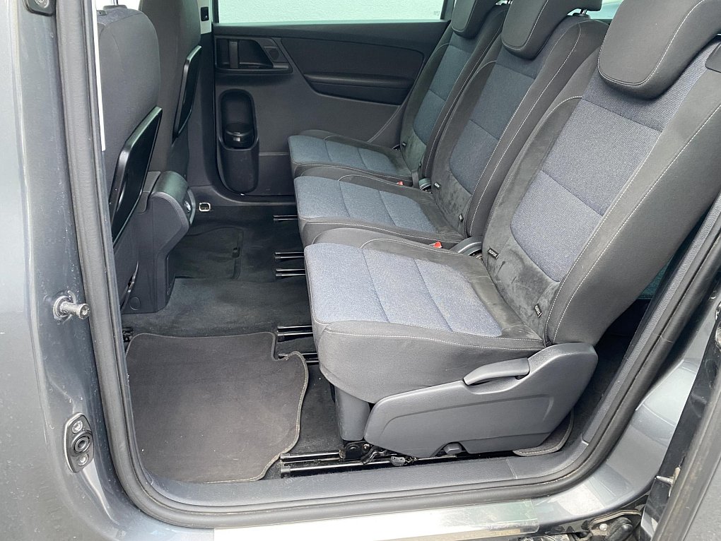 Volkswagen Sharan 2.0 TDi Style