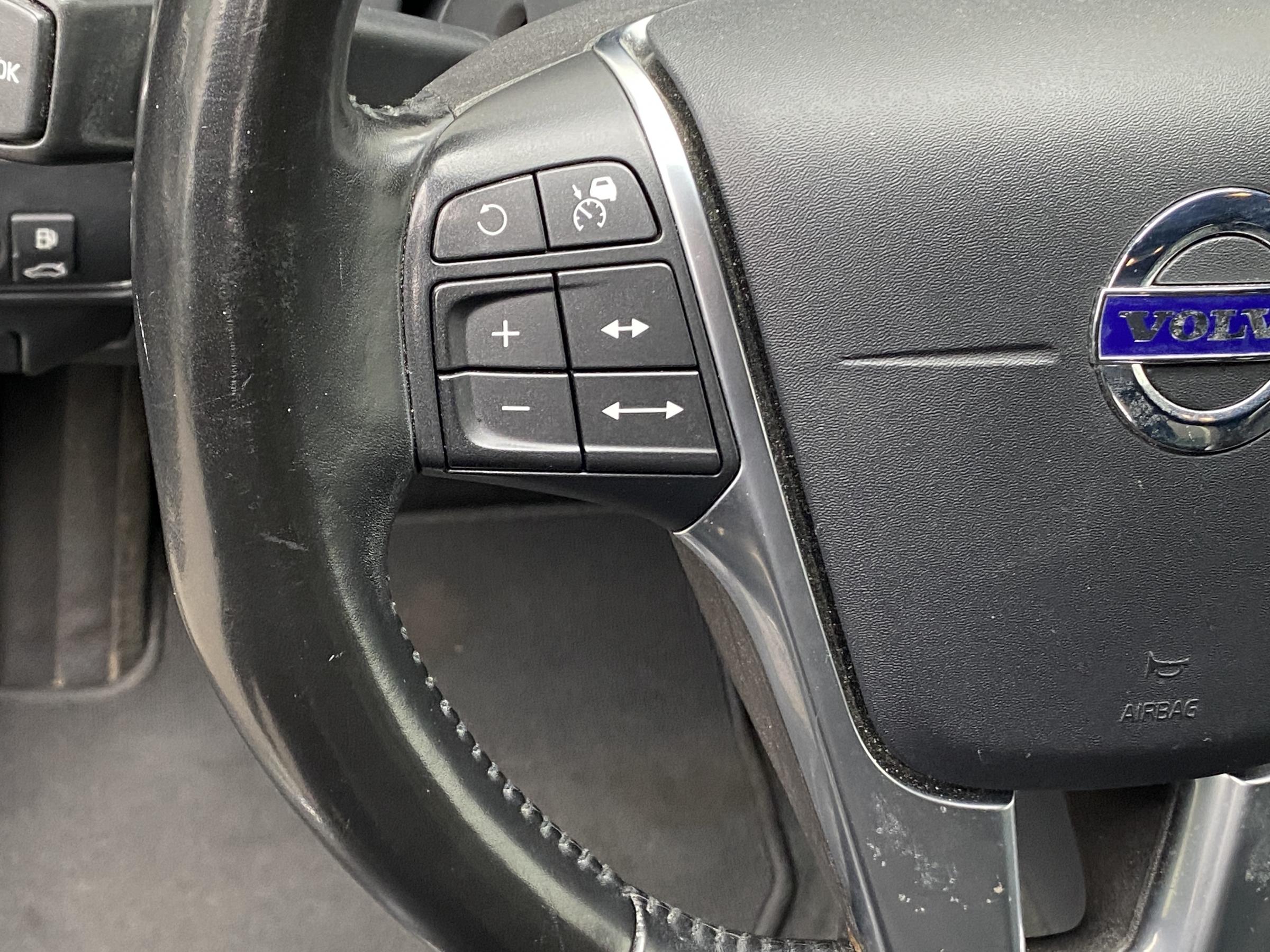 Volvo XC60, 2017 - pohled č. 14