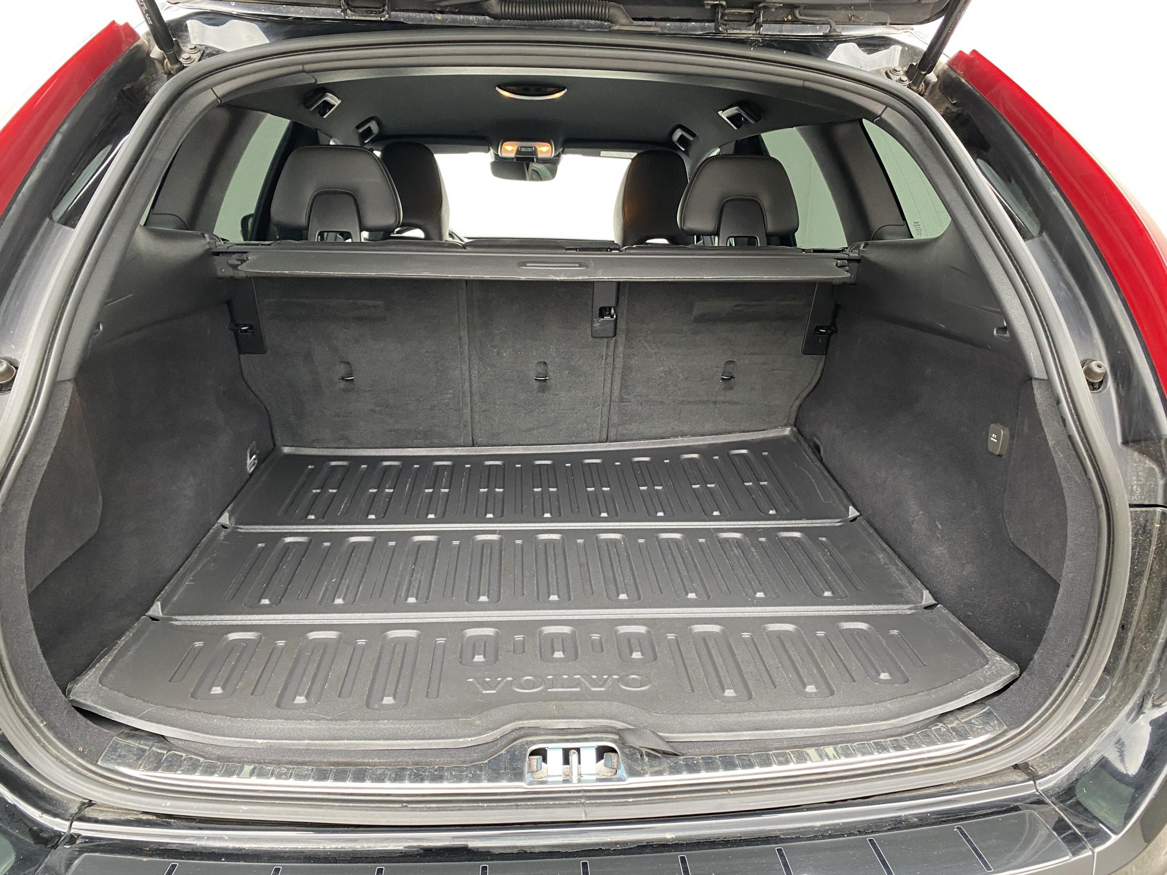 Volvo XC60, 2017 - pohled č. 7