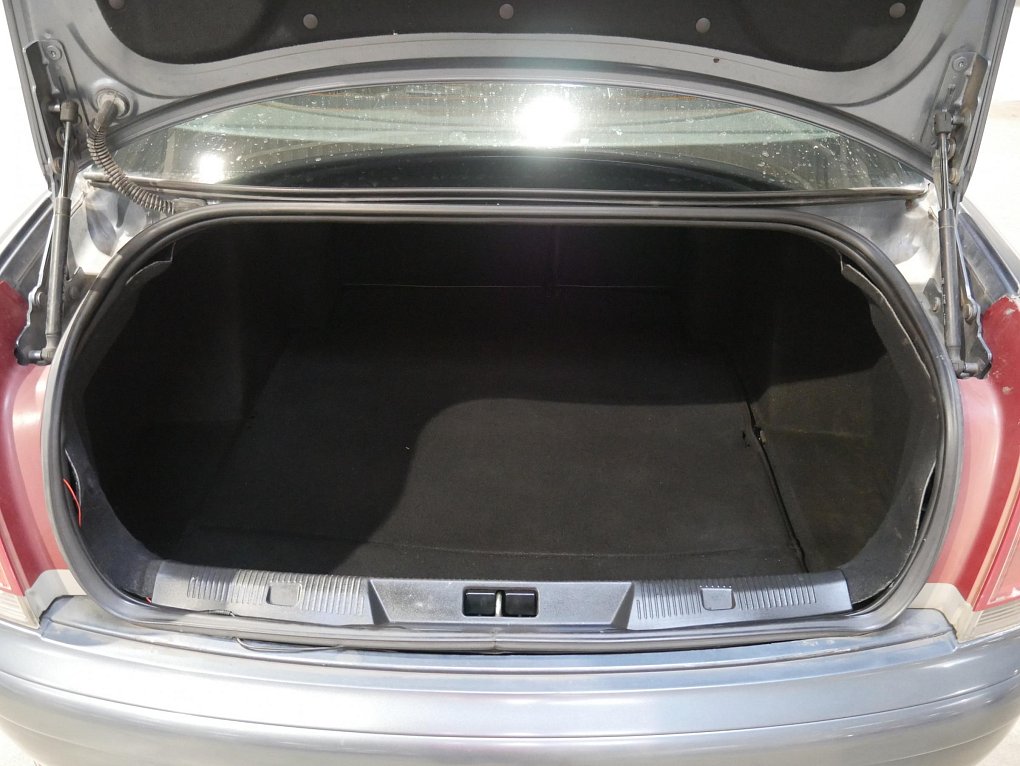 Citroën C4 1.6i 