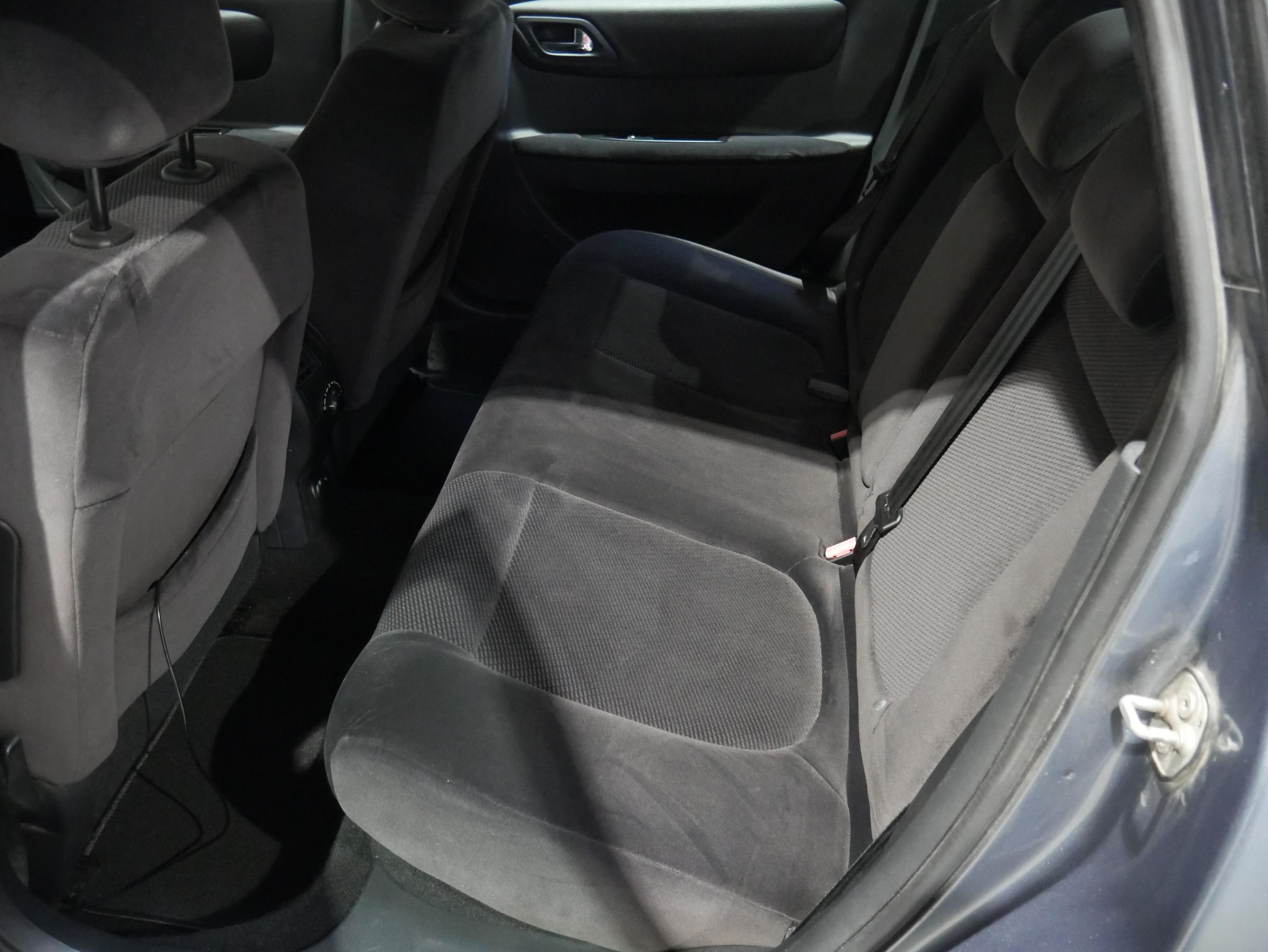 Citroën C4, 2008 - pohled č. 10