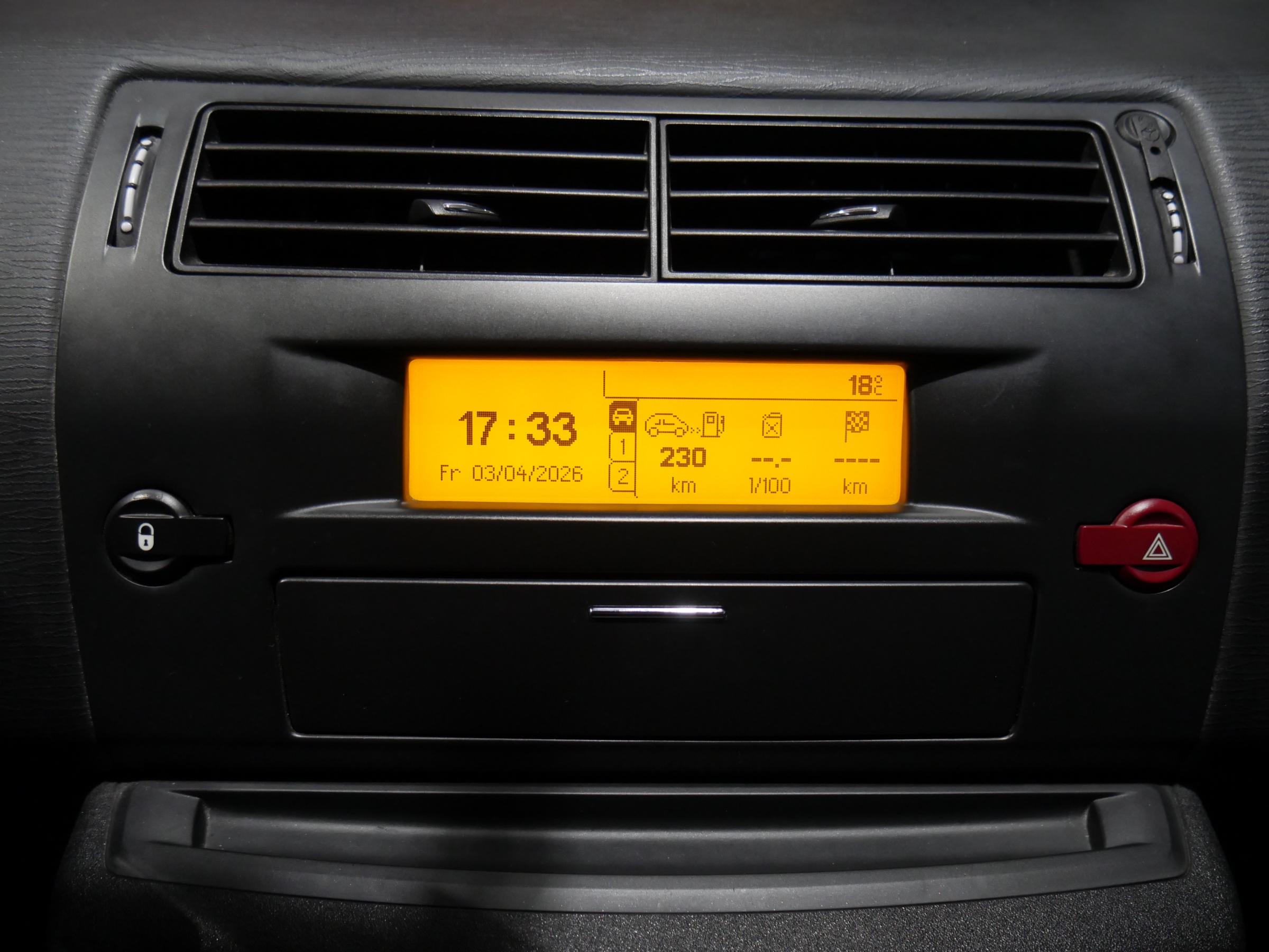 Citroën C4, 2008 - pohled č. 13