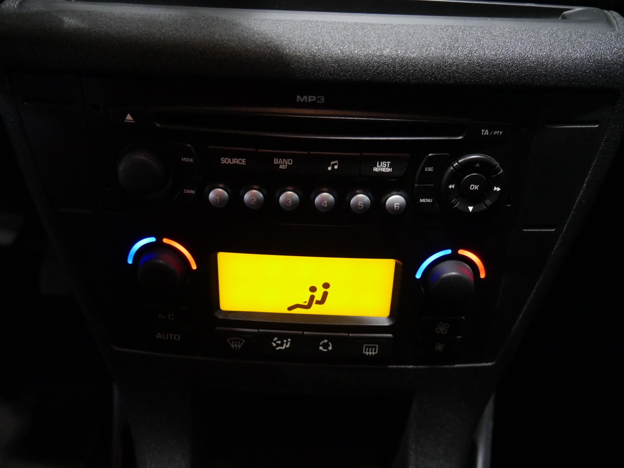 Citroën C4, 2008 - pohled č. 14