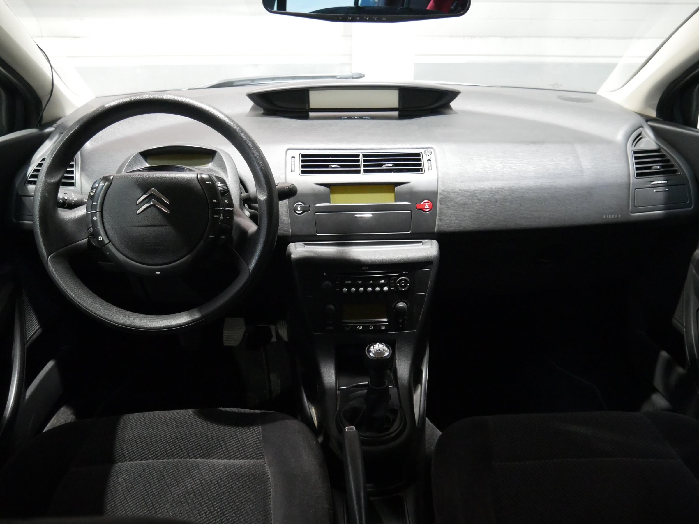 Citroën C4, 2008 - pohled č. 8