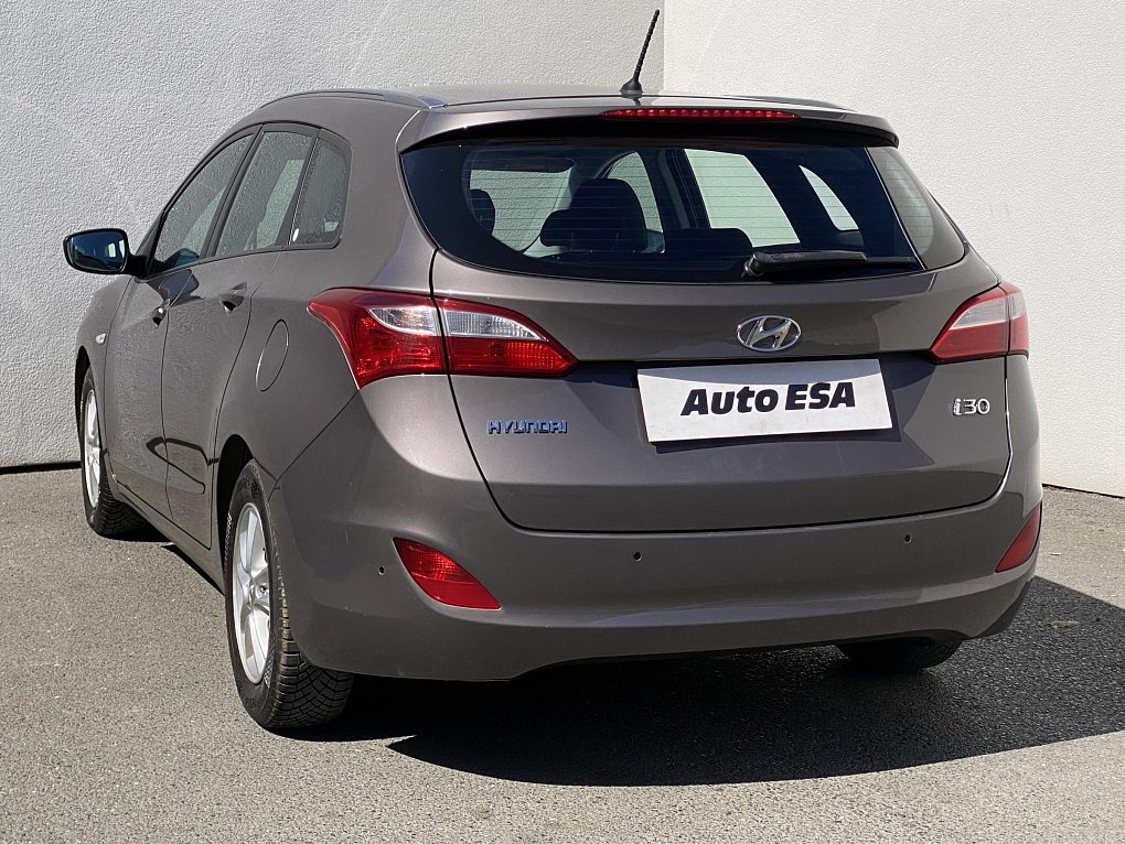 Hyundai I30 1.6i 
