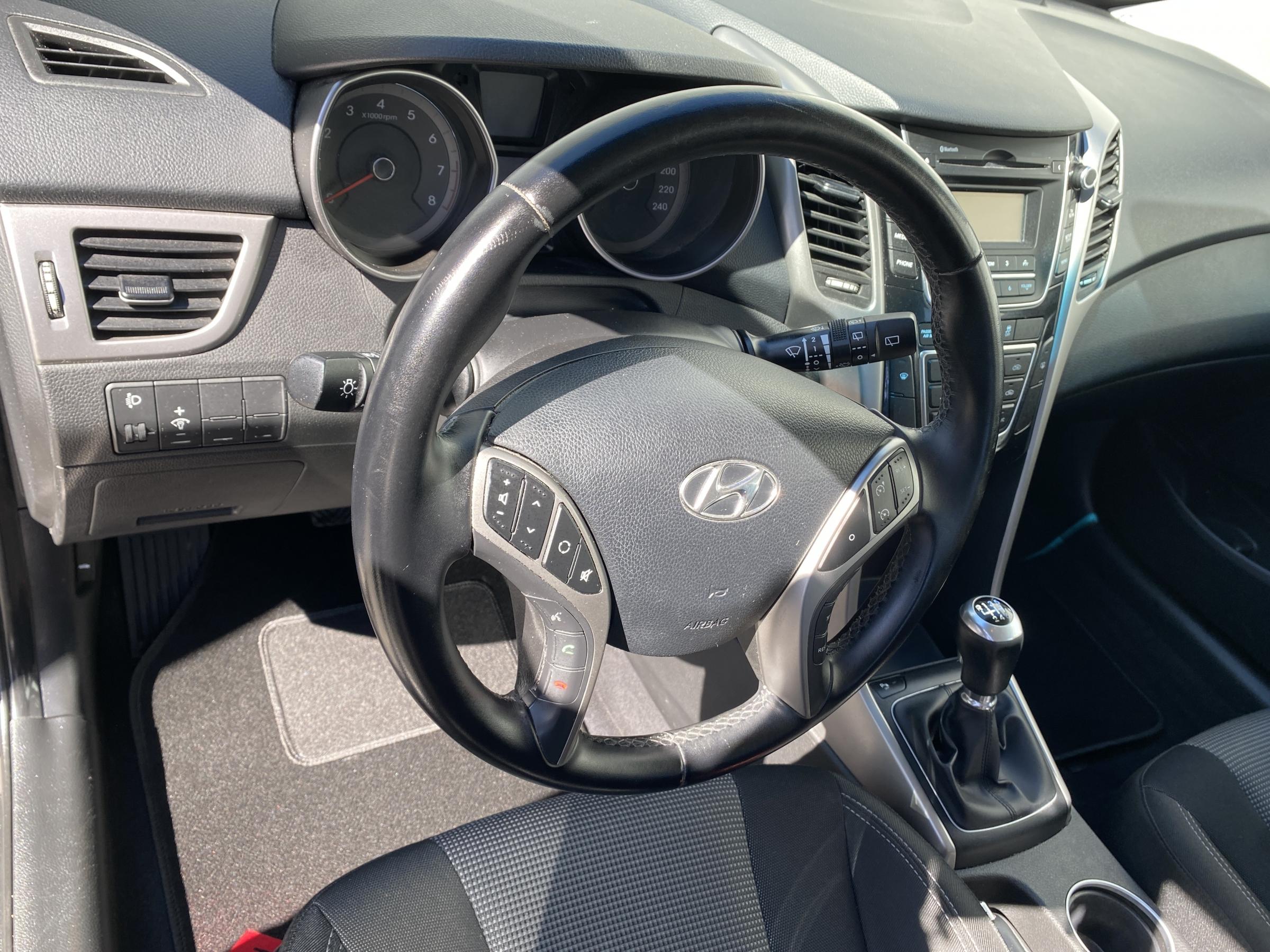 Hyundai i30, 2015 - pohled č. 12