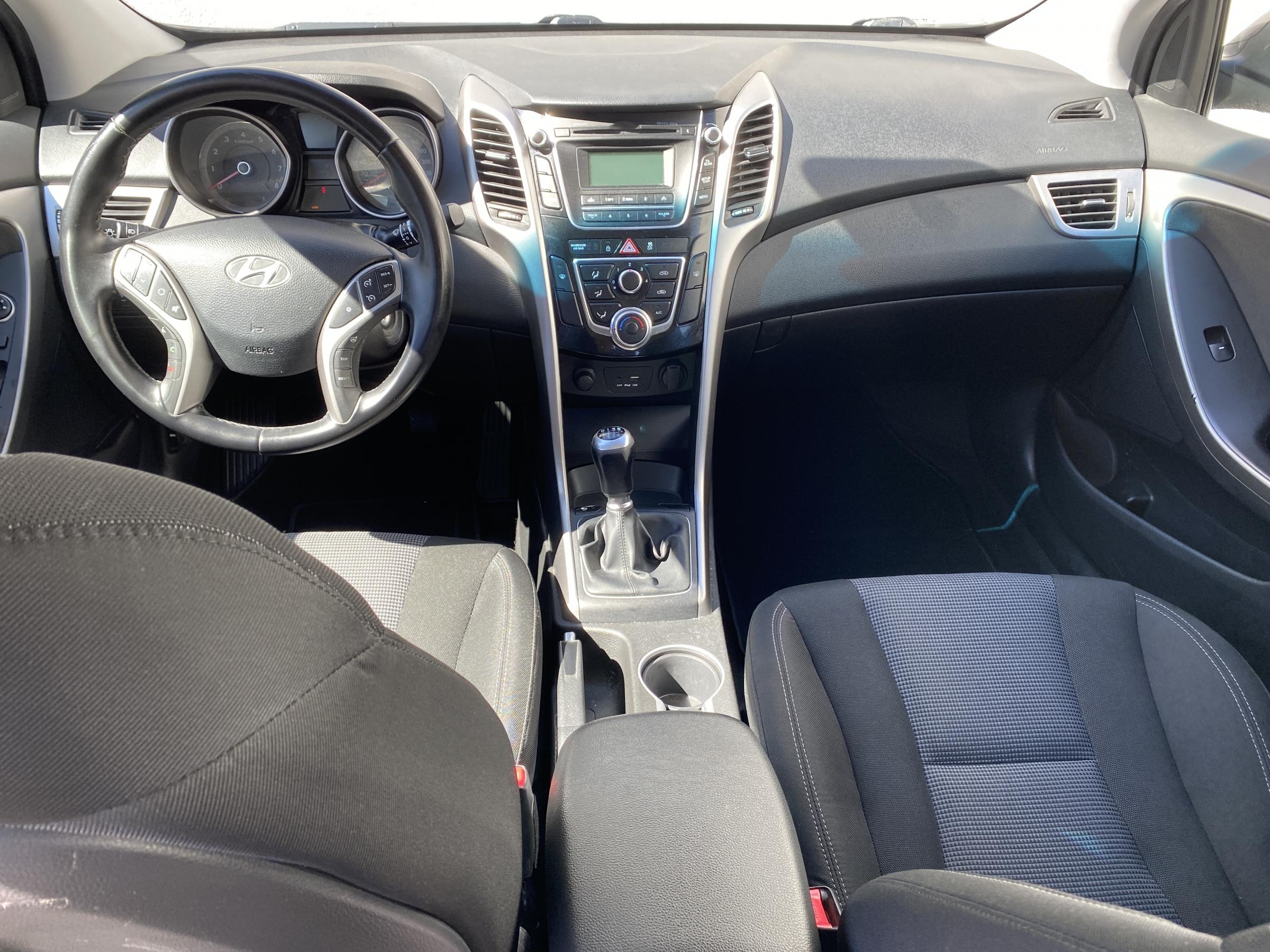 Hyundai i30, 2015 - pohled č. 8