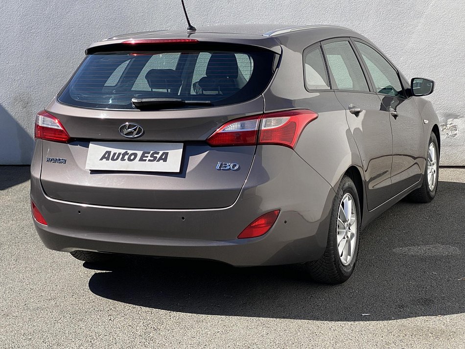 Hyundai I30 1.6i 