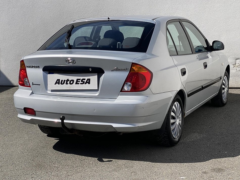 Hyundai Accent 1.4i 