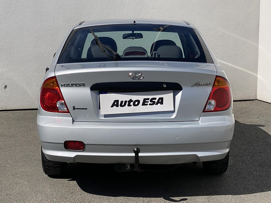 Hyundai Accent 1.4i 