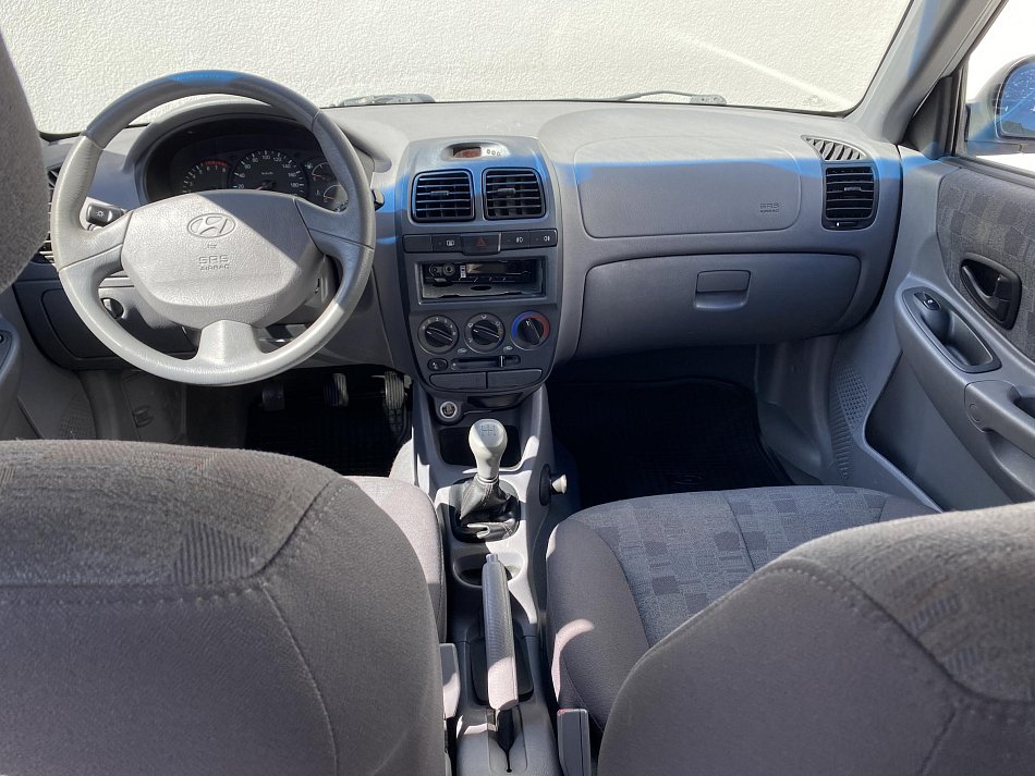 Hyundai Accent 1.4i 