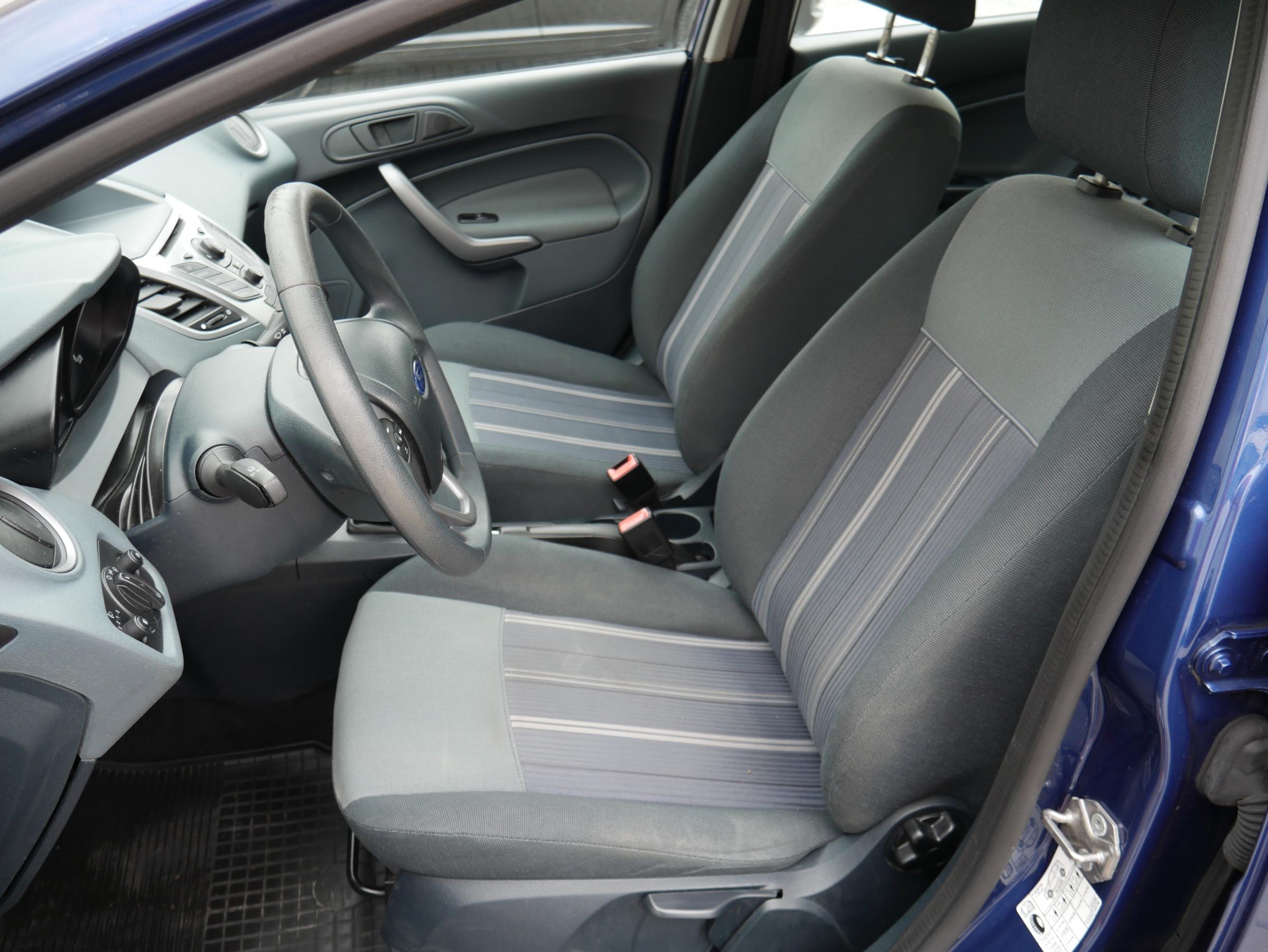 Ford Fiesta, 2010 - pohled č. 9