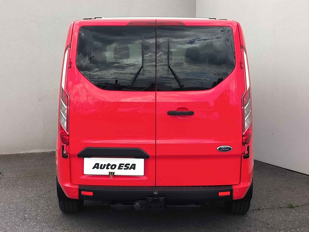Ford Transit Custom 2.0TDCi Trend L2 6míst