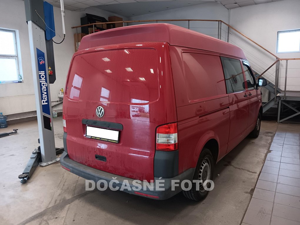 Volkswagen Transporter 2.0TDi  L2H2