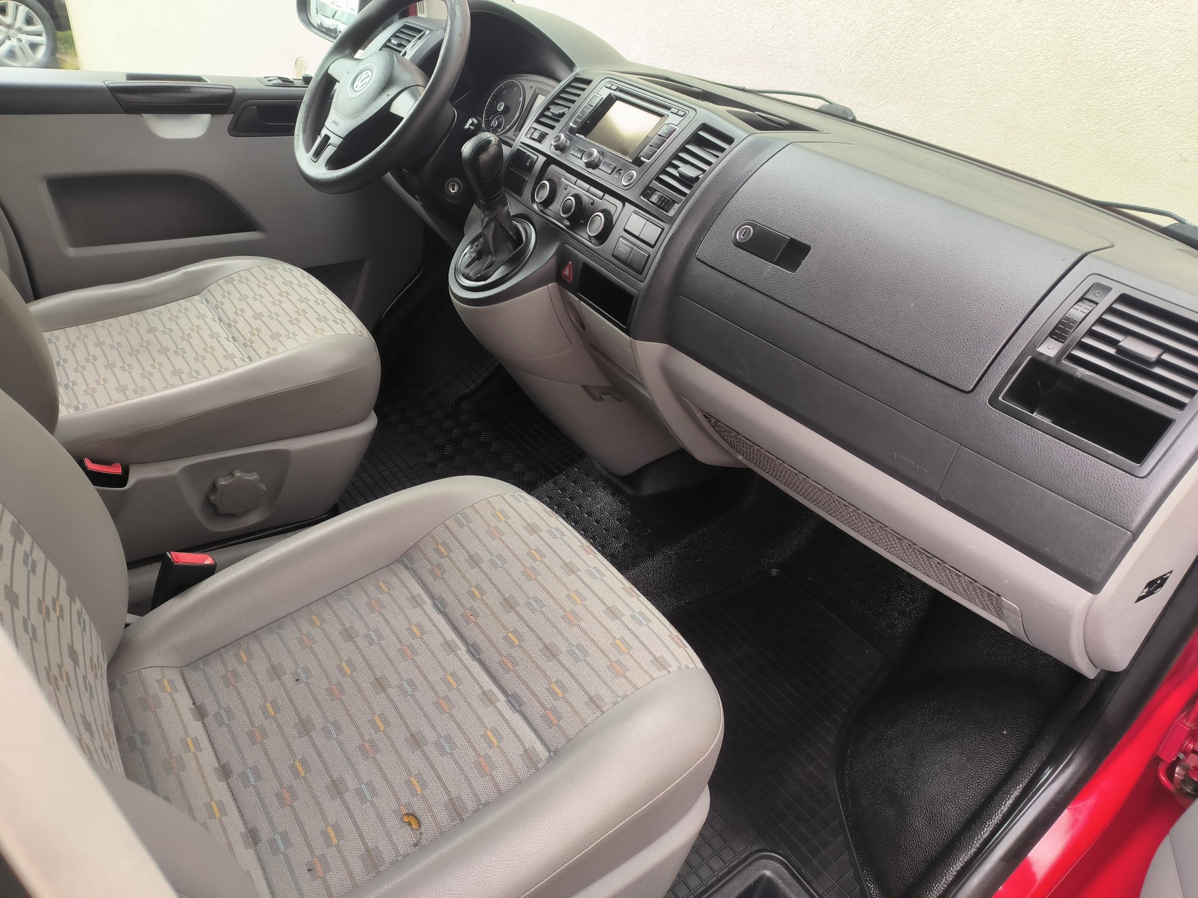 Volkswagen Transporter, 2013 - pohled č. 11