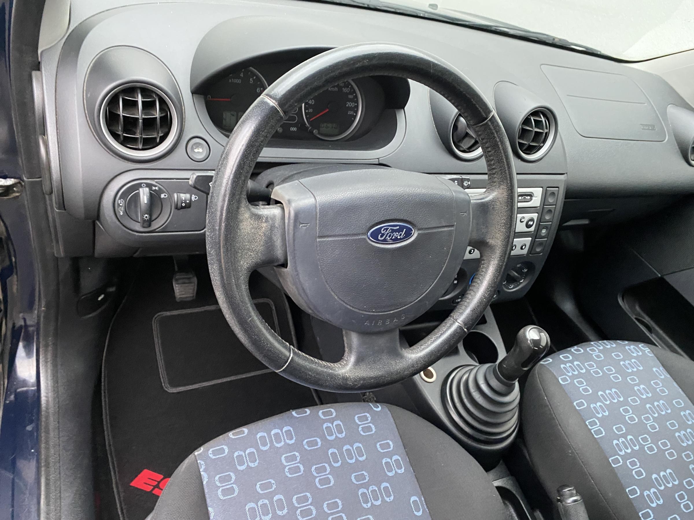 Ford Fiesta, 2004 - pohled č. 12