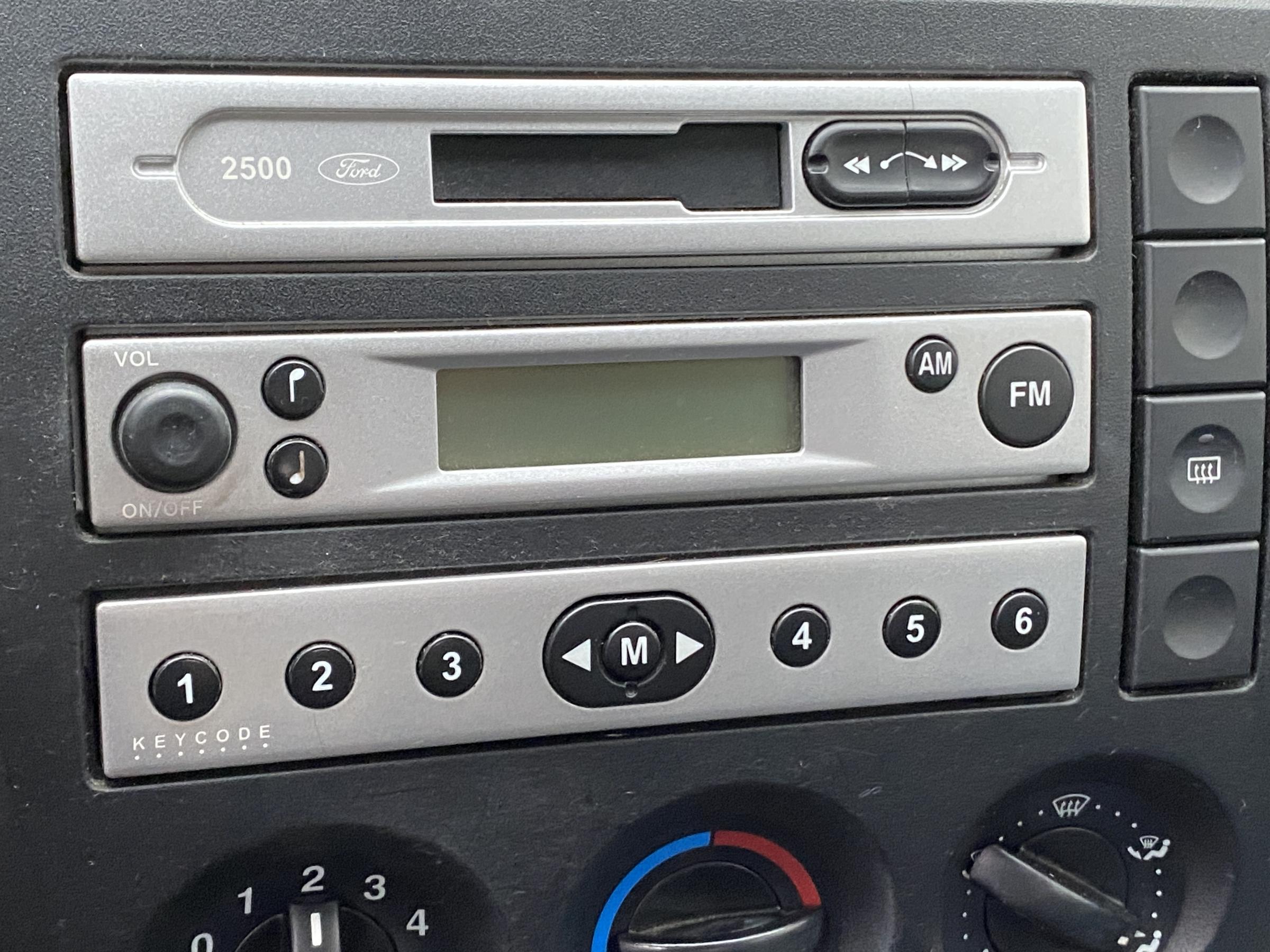 Ford Fiesta, 2004 - pohled č. 14