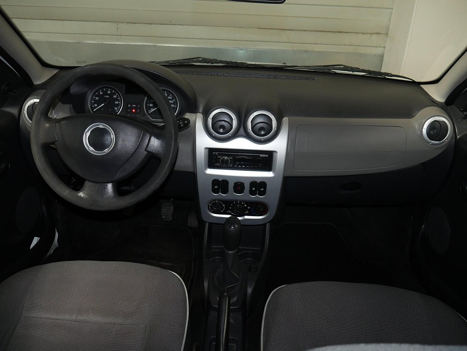 Dacia Sandero 1.1i 