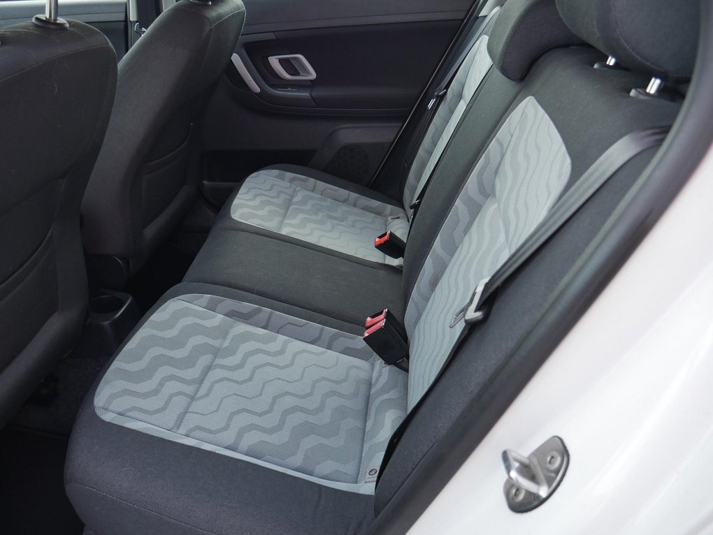 Škoda Fabia II 1.4 16 V Ambiente