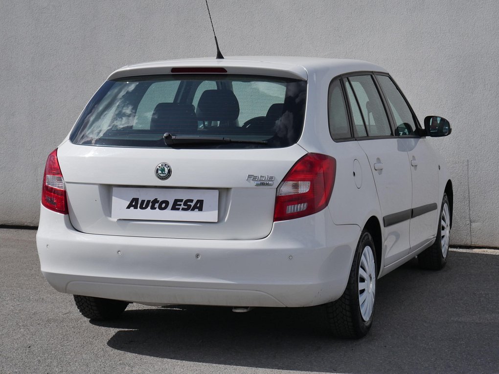 Škoda Fabia II 1.4 16 V Ambiente