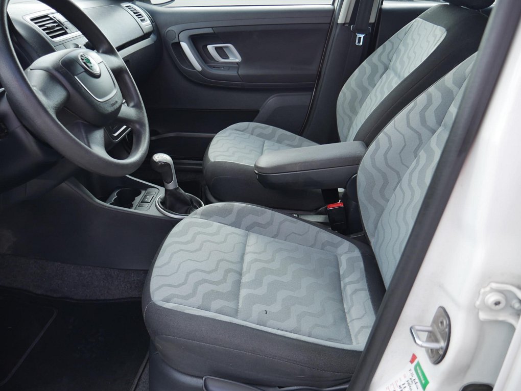 Škoda Fabia II 1.4 16 V Ambiente