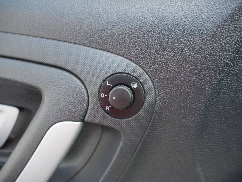 Škoda Fabia II 1.4 16 V Ambiente