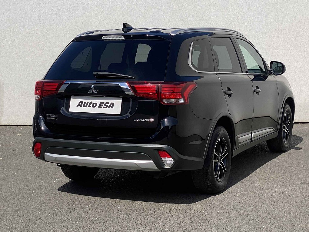 Mitsubishi Outlander 2.0 